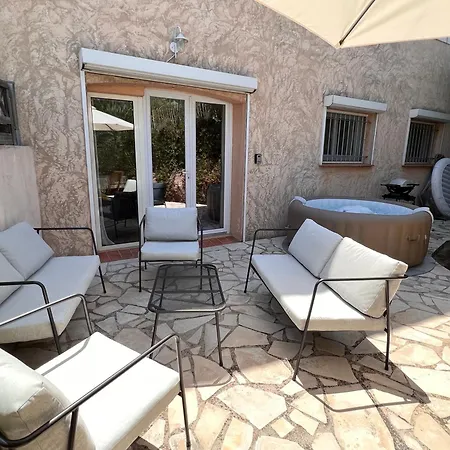 Simone, Maison, Quartier Calme, Grande Terrasse, Spa, Barbecue, 2