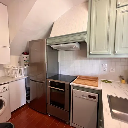 דירה Simone, Maison, Quartier Calme, Grande Terrasse, Spa, Barbecue, 2 Fréjus