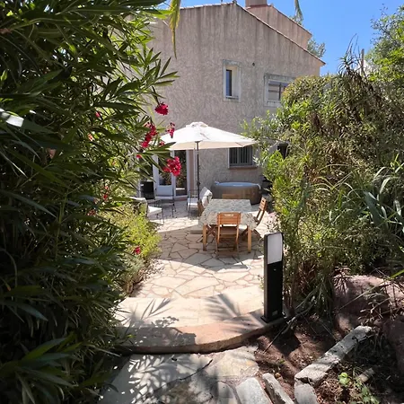 Simone, Maison, Quartier Calme, Grande Terrasse, Spa, Barbecue, 2