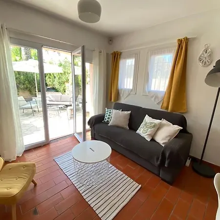 Simone, Maison, Quartier Calme, Grande Terrasse, Spa, Barbecue, 2 *